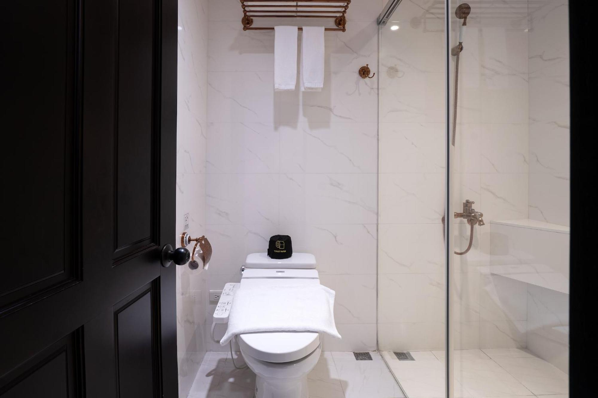 Dream Mansion Hotel Taizhong Zewnętrze zdjęcie