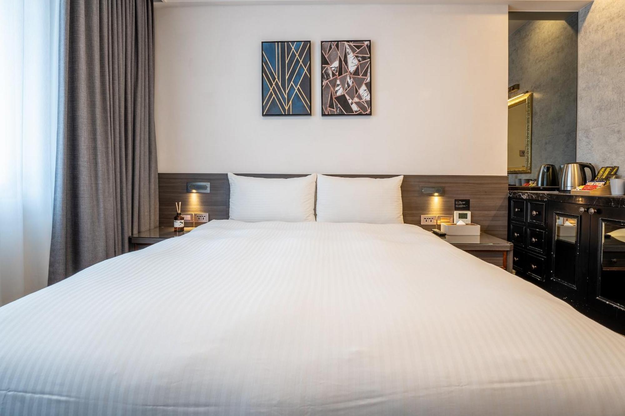 Dream Mansion Hotel Taizhong Zewnętrze zdjęcie