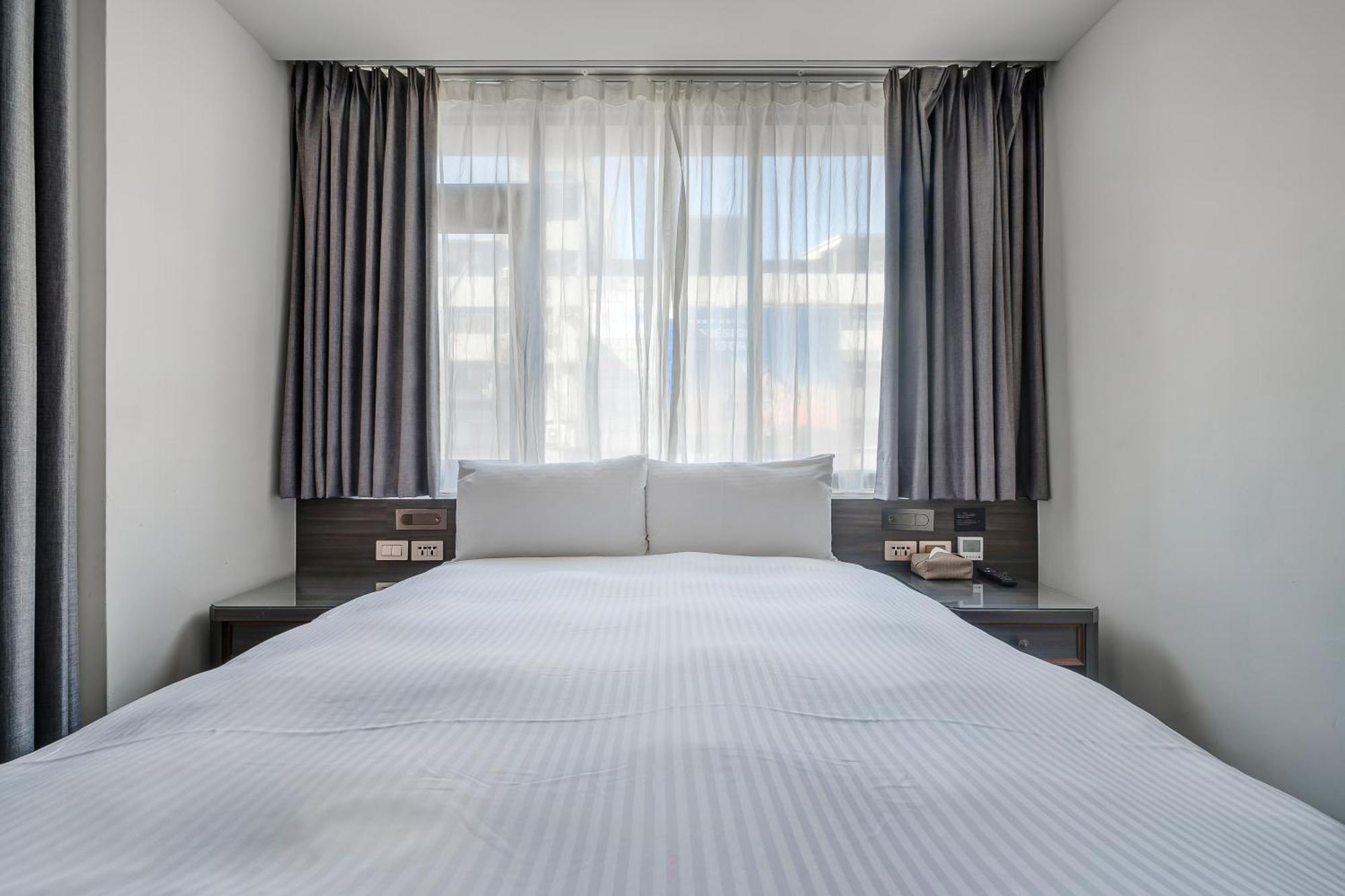 Dream Mansion Hotel Taizhong Zewnętrze zdjęcie