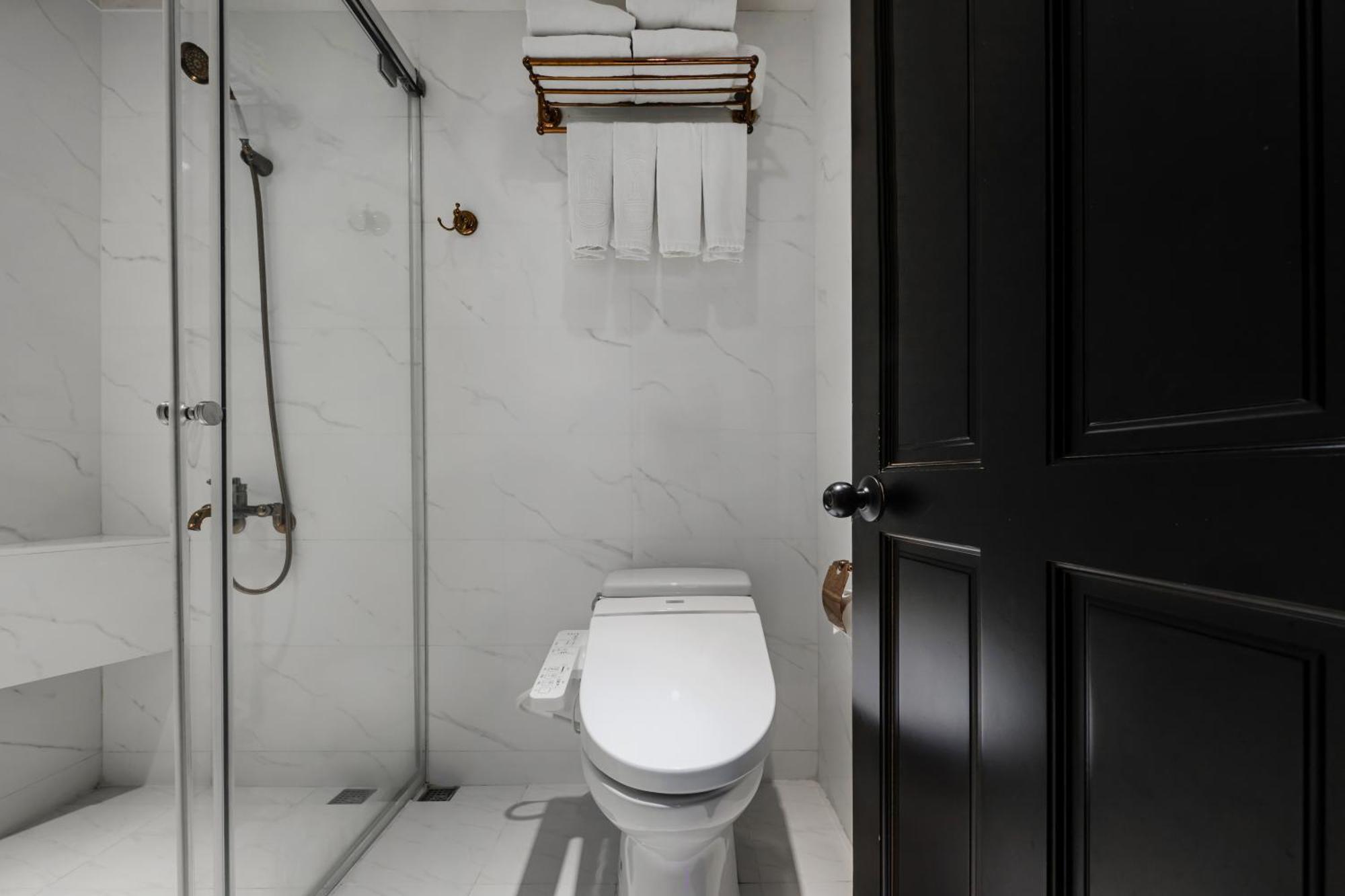 Dream Mansion Hotel Taizhong Zewnętrze zdjęcie