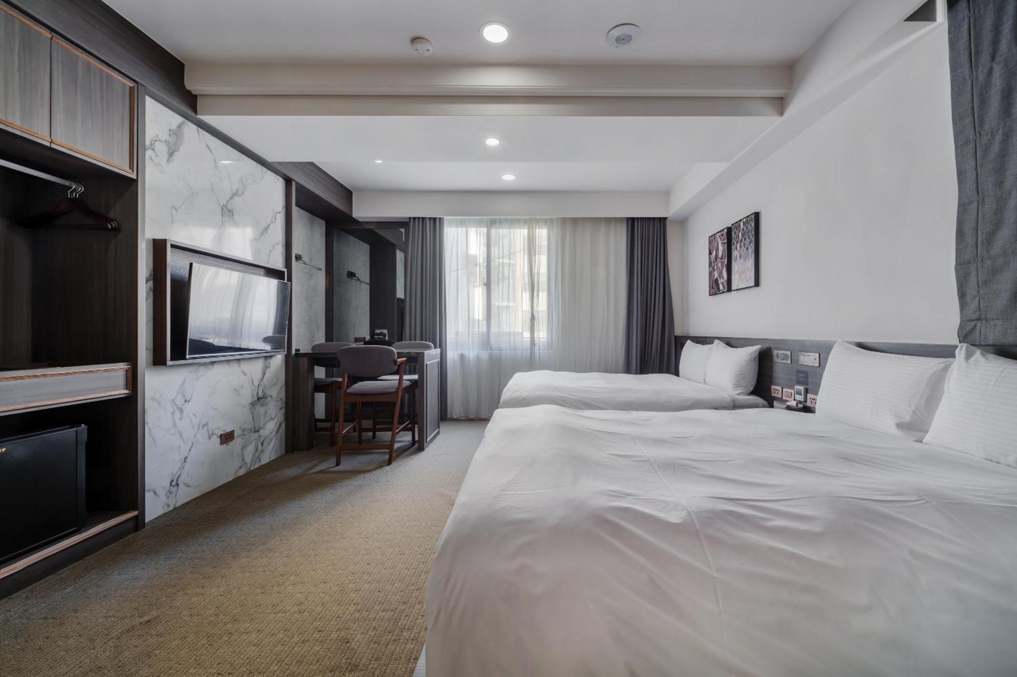 Dream Mansion Hotel Taizhong Zewnętrze zdjęcie