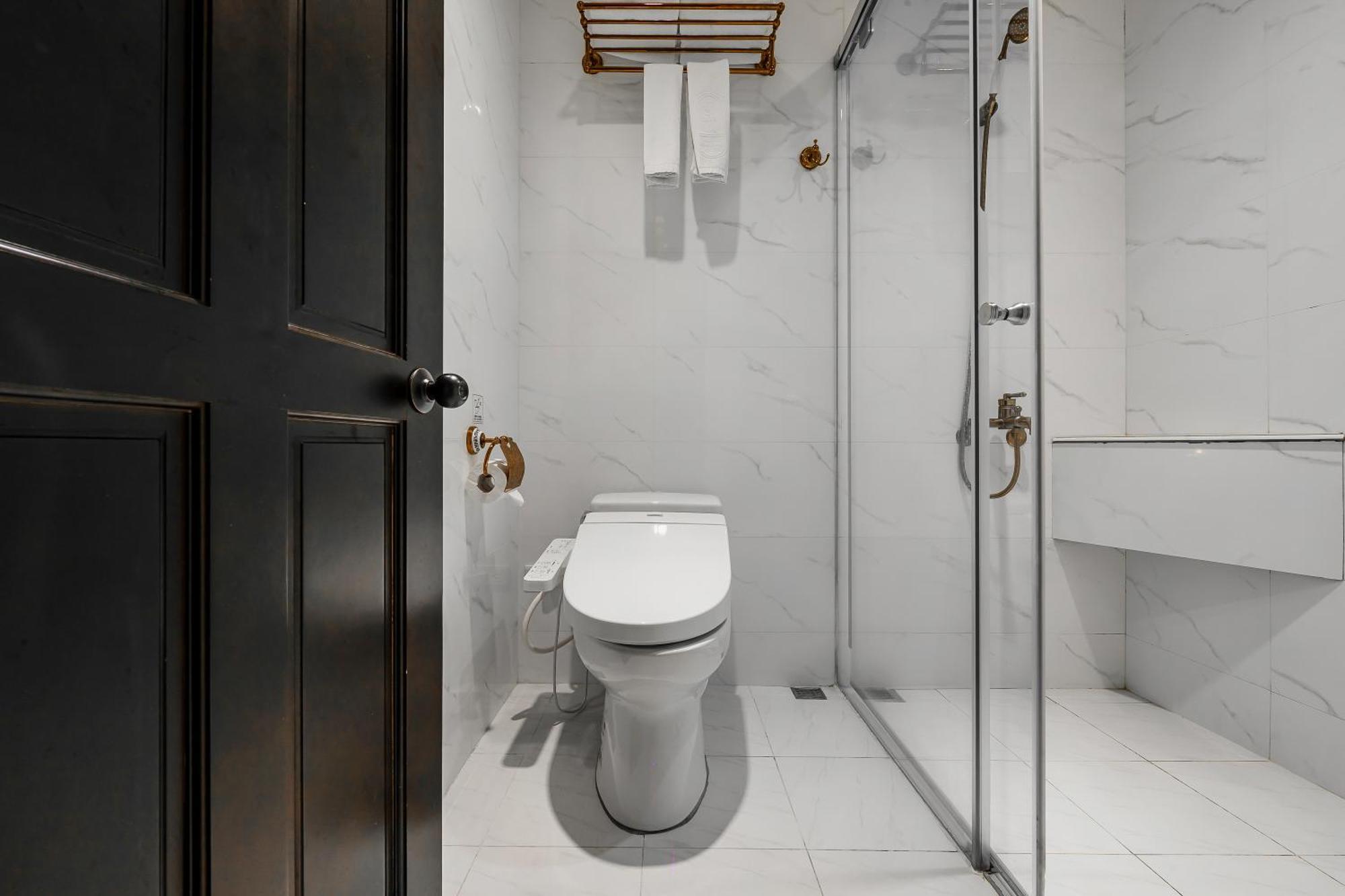 Dream Mansion Hotel Taizhong Zewnętrze zdjęcie