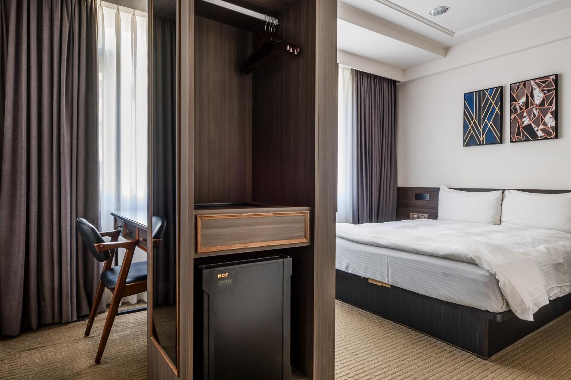 Dream Mansion Hotel Taizhong Zewnętrze zdjęcie