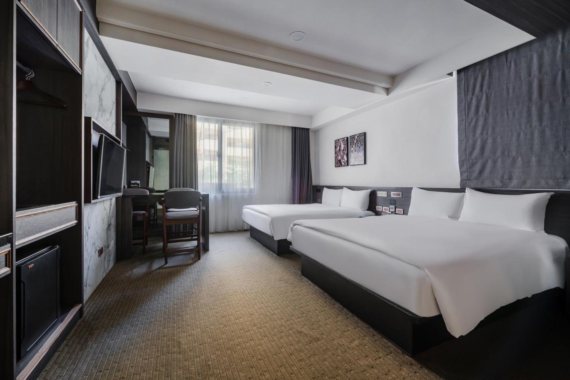 Dream Mansion Hotel Taizhong Zewnętrze zdjęcie