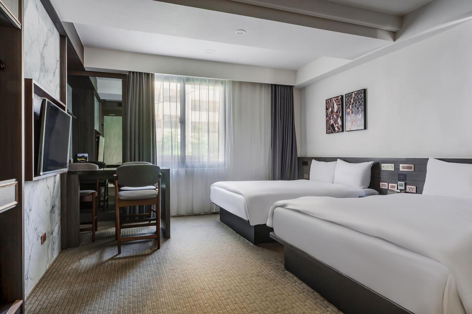 Dream Mansion Hotel Taizhong Zewnętrze zdjęcie